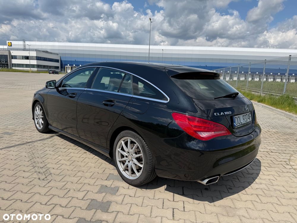 Mercedes-Benz CLA 180 Peak Edition - 6