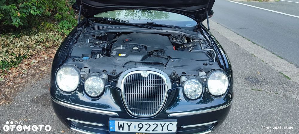 Jaguar S-Type - 14