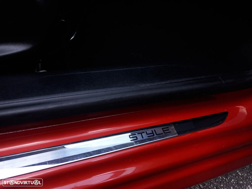 Peugeot 208 PureTech 82 Start & Stop Style - 28