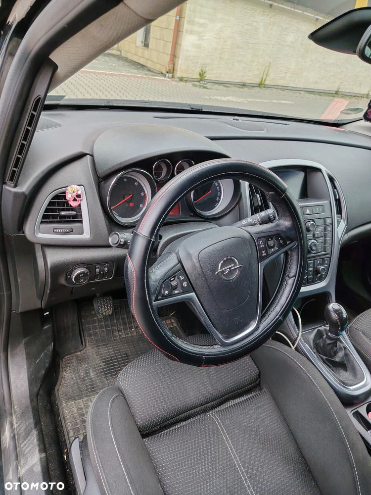 Opel Astra - 2