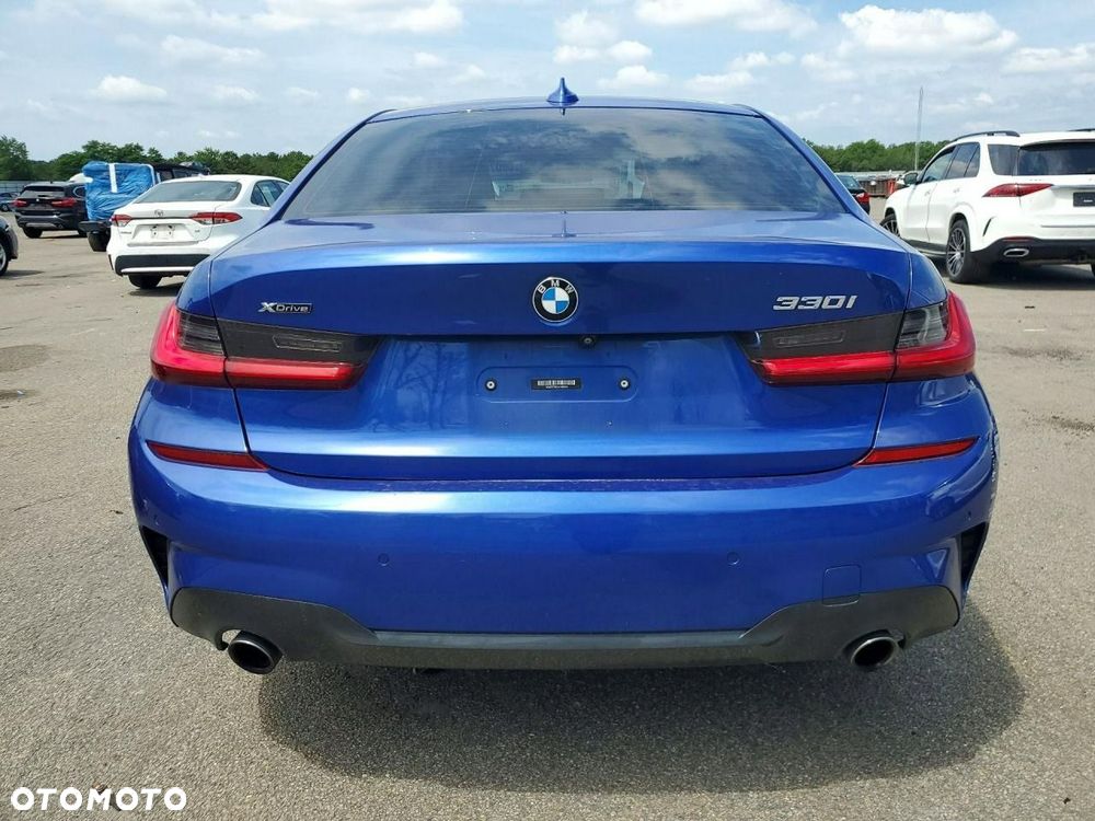 BMW Seria 3 330i xDrive M Sport - 6