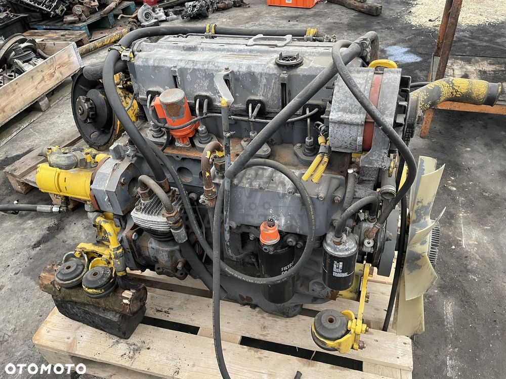 Deutz F4L912 - silnik - 1