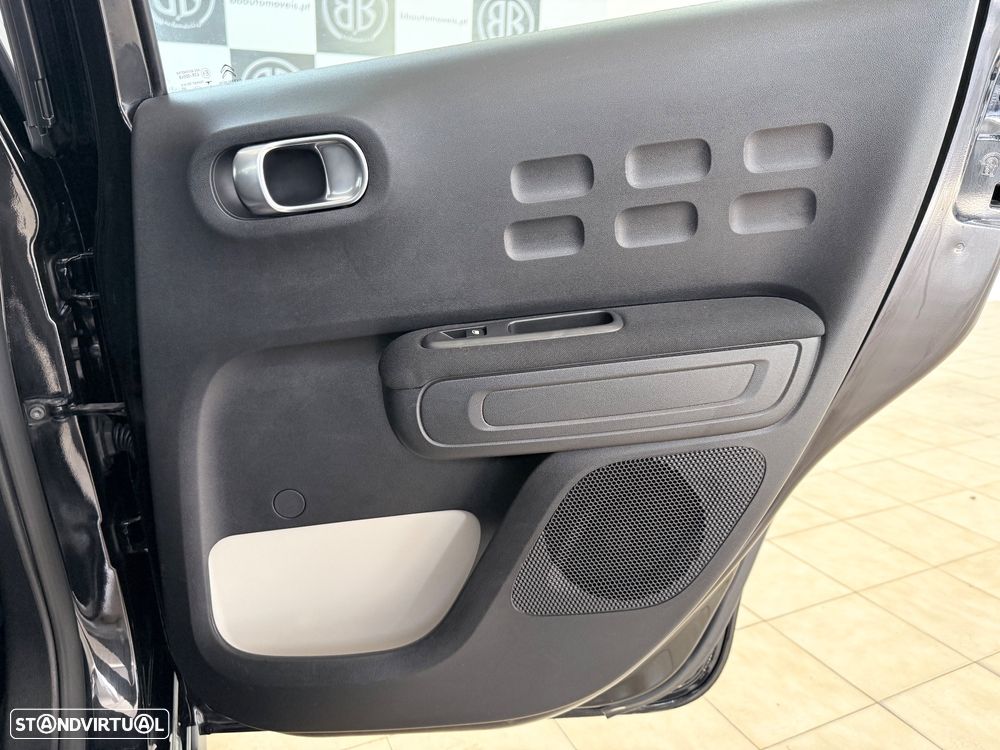 Citroën C3 1.2 PureTech Elle EAT6 - 21