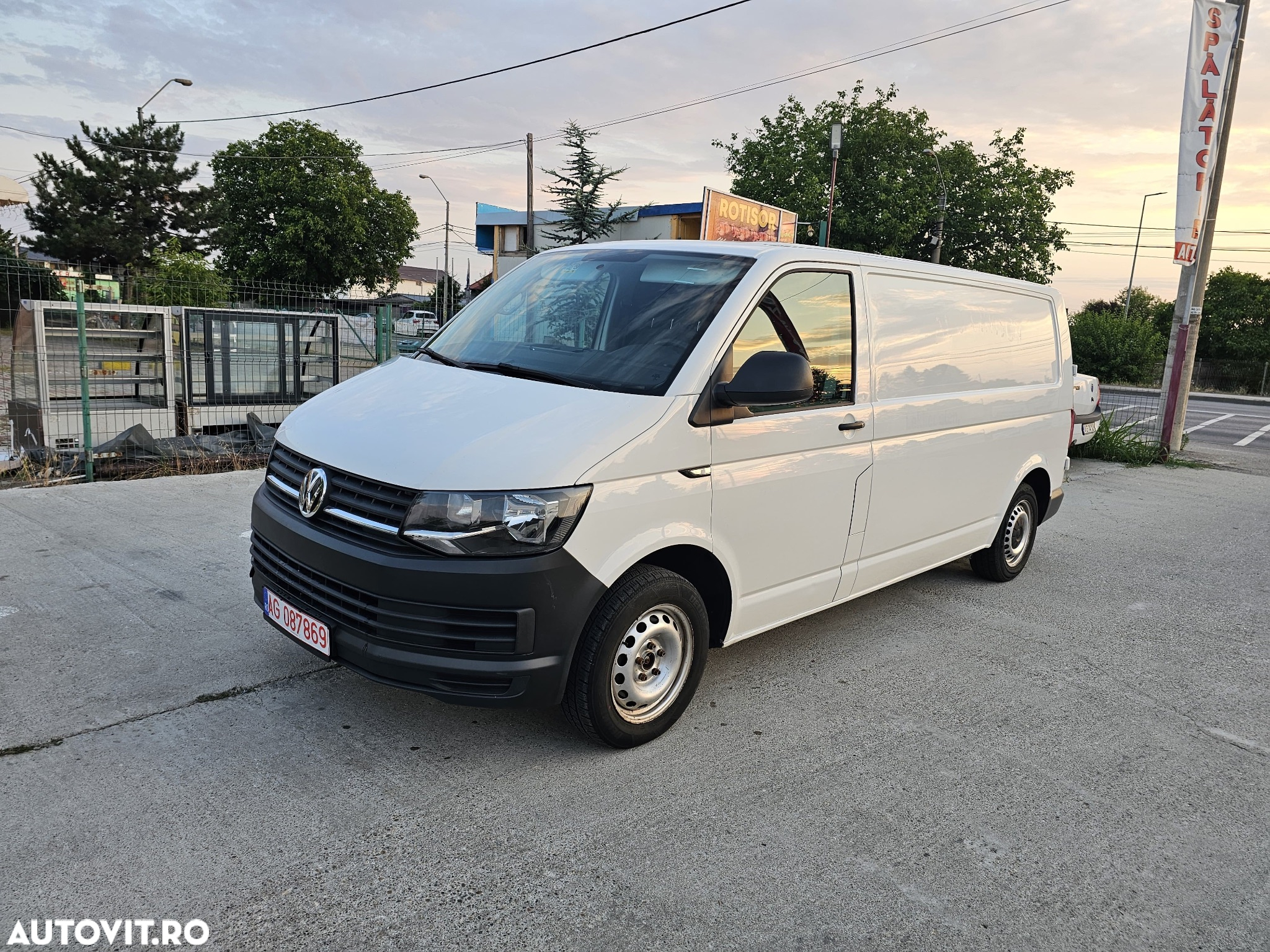 Volkswagen Transporter ( T6 ) - 2.0 TDI - FRIGORIFIC - 2
