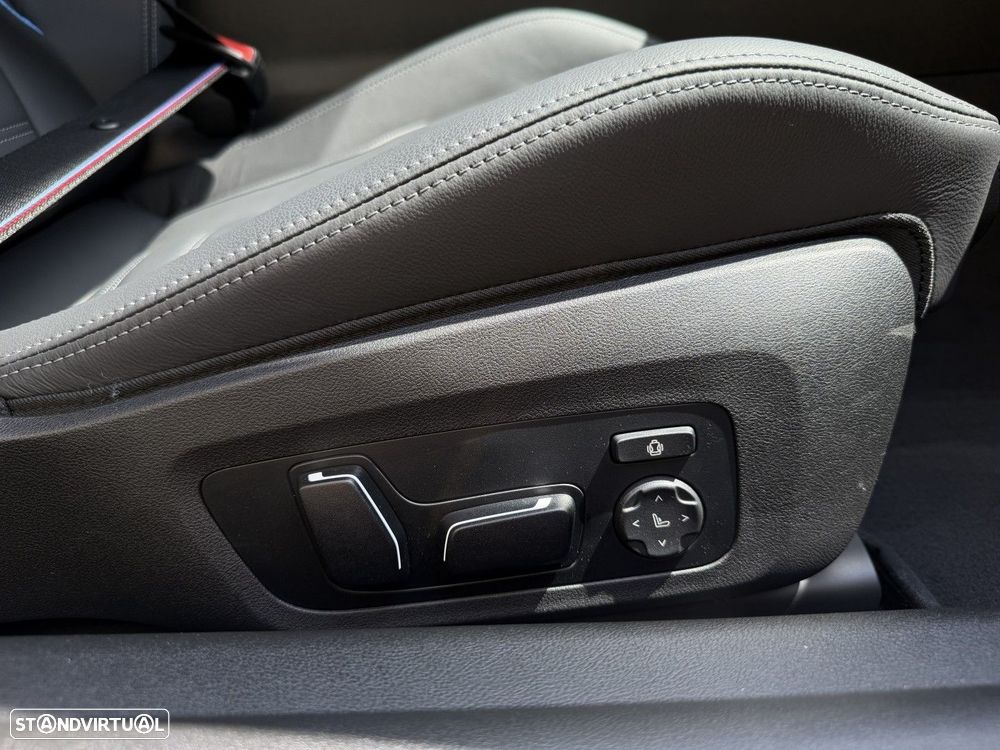 BMW M2 Auto - 26