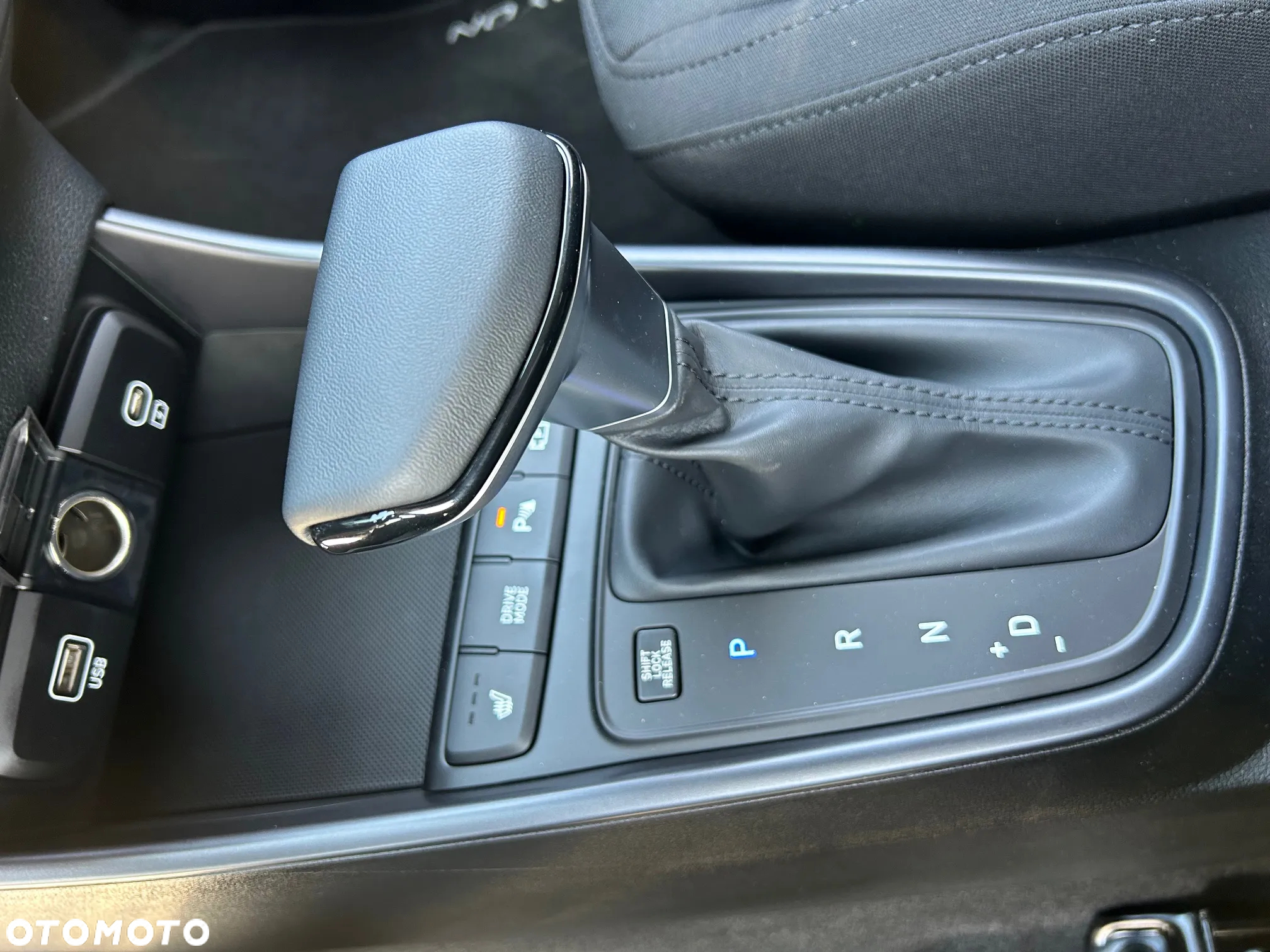 Hyundai Bayon 1.0 T-GDI Smart DCT - 12