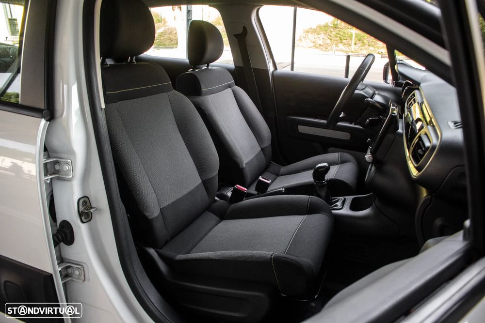 Citroën C3 1.2 PureTech Feel - 23