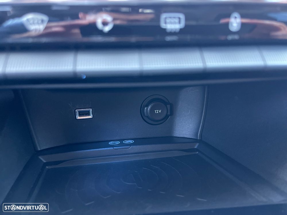 Peugeot 5008 BlueHDI 130 EAT8 Allure Pack - 31