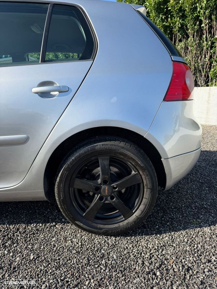 VW Golf 1.4 FSi Confortline - 13