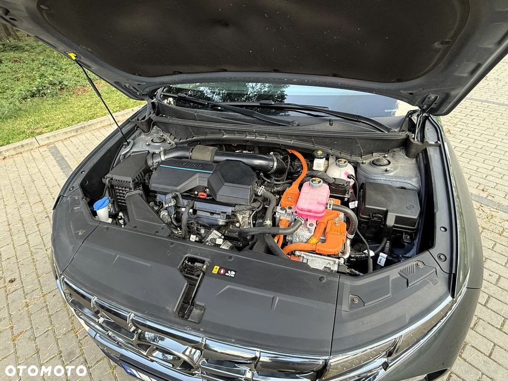 Hyundai Tucson 1.6 T-GDi HEV Executive 2WD - 32