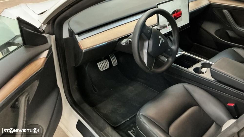 Tesla Model 3 Long Range AWD Dual Motor Performance - 4