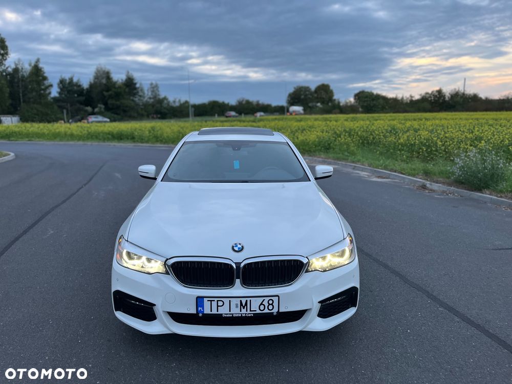 BMW Seria 5 530i xDrive M Sport sport - 11