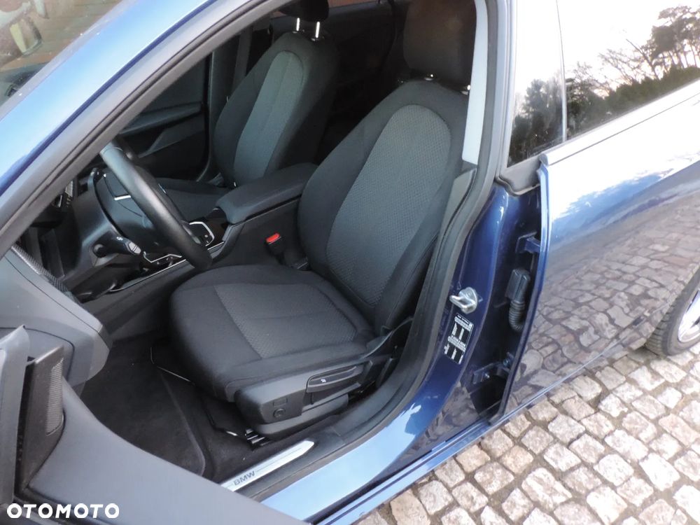 BMW Seria 2 218i Edition Colorvision - 15