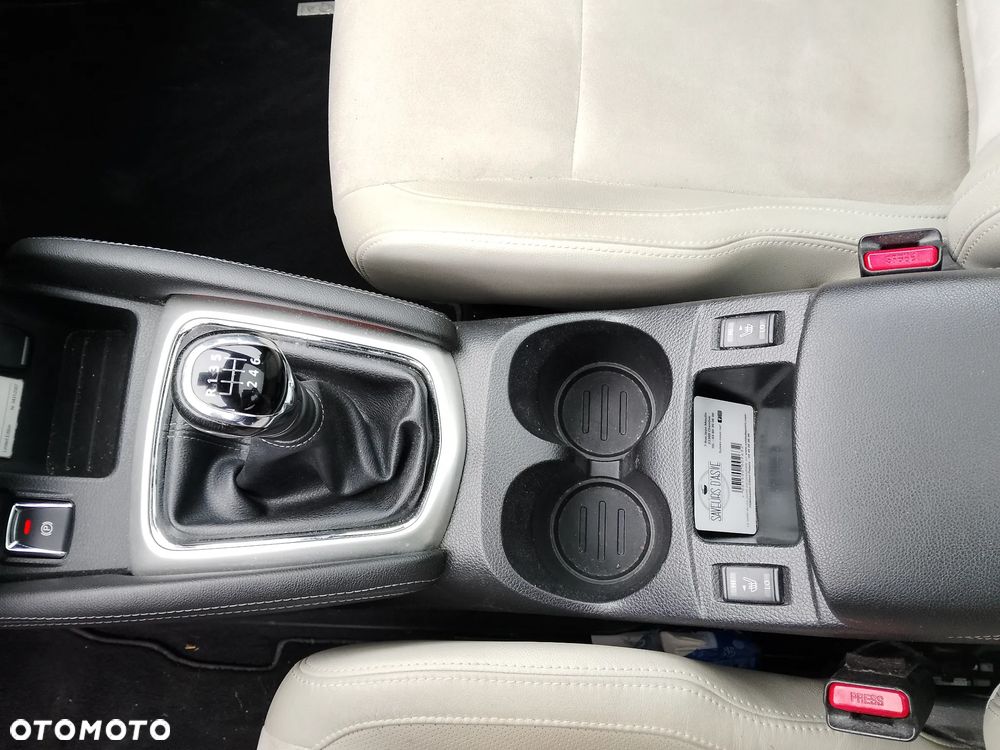 Nissan Qashqai - 10