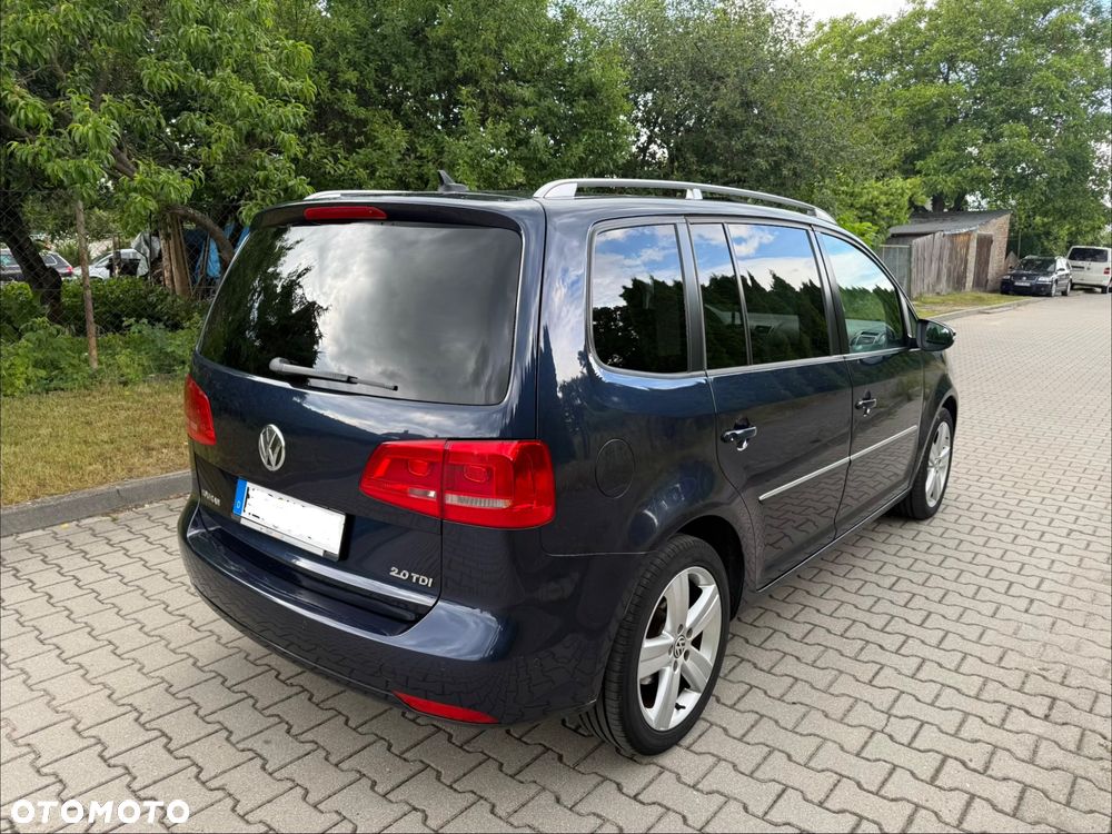 Volkswagen Touran 2.0 TDI DPF DSG Highline - 5