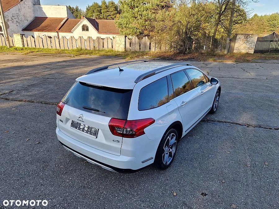 Citroën C5 HDi 140 FAP CrossTourer - 14