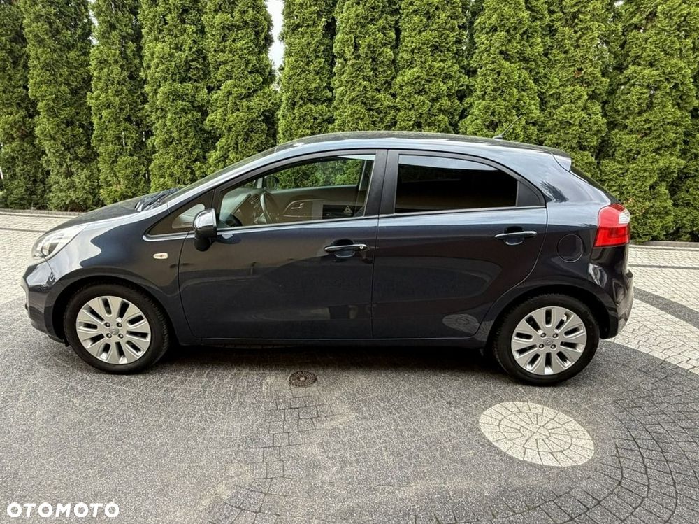 Kia Rio - 3