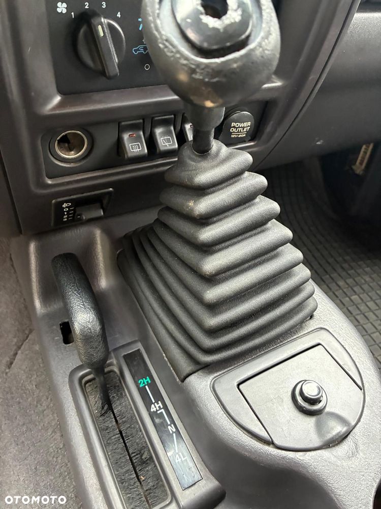 Jeep Cherokee 2.5 TD - 8