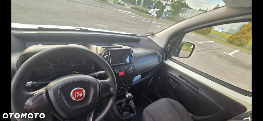 Fiat Fiorino Kombi 8V Base - 15