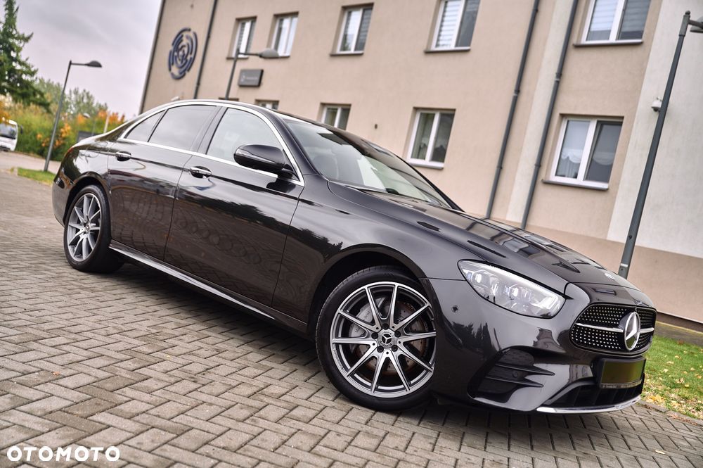 Mercedes-Benz E-Class 2020 photo 3