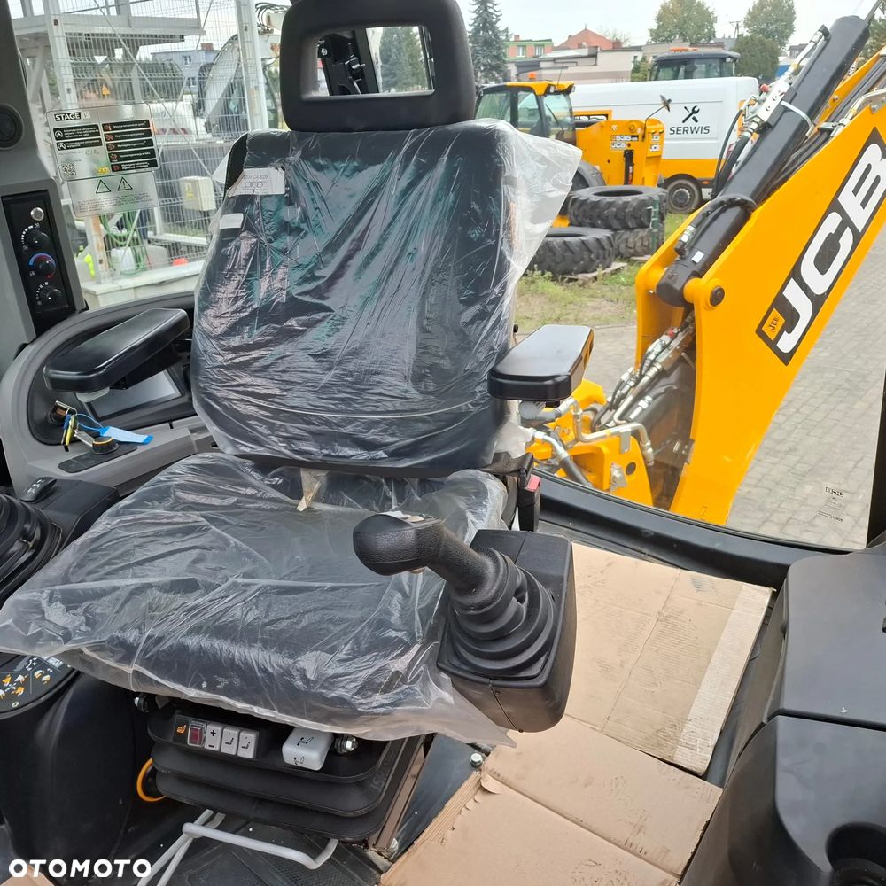 JCB 4CX PLUS AEC - 2