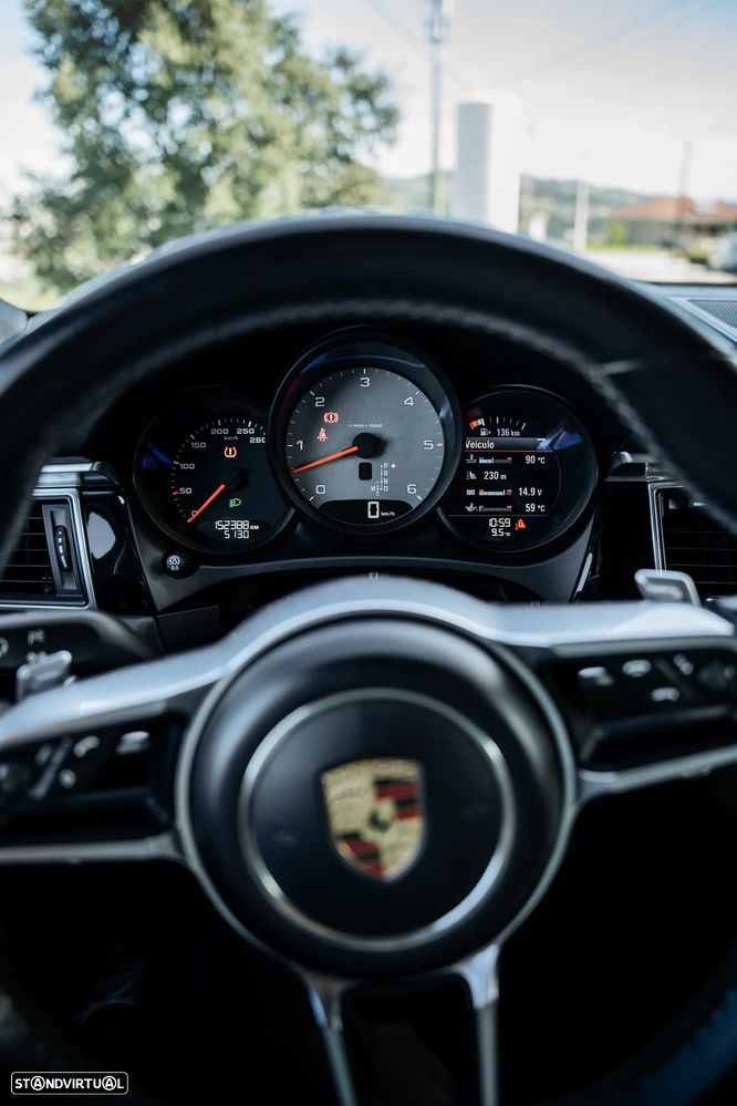 Porsche Macan S - 35