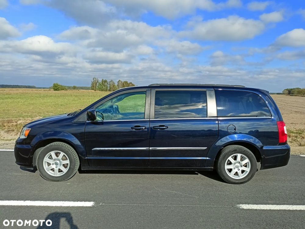 Chrysler Town & Country 3.6 Touring - 2