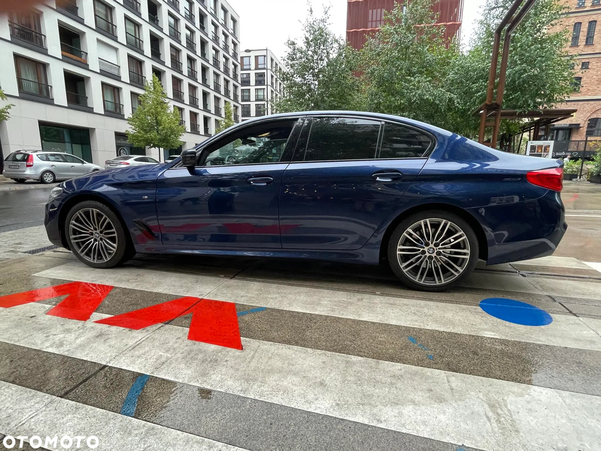 BMW Seria 5 520i - 4