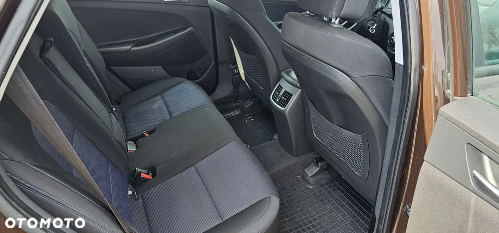 Hyundai Tucson blue 1.6 GDi 2WD Navi - 13