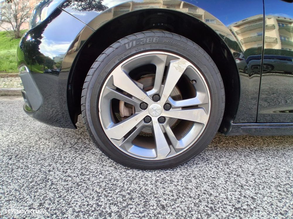 Peugeot 308 SW 1.5 BlueHDi GT Line - 38