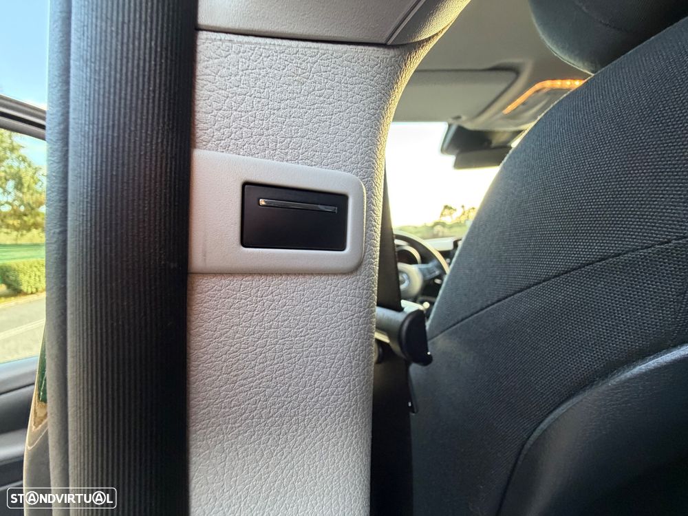 Mercedes-Benz V 220 d Extra-Longa 9G-TRONIC - 38