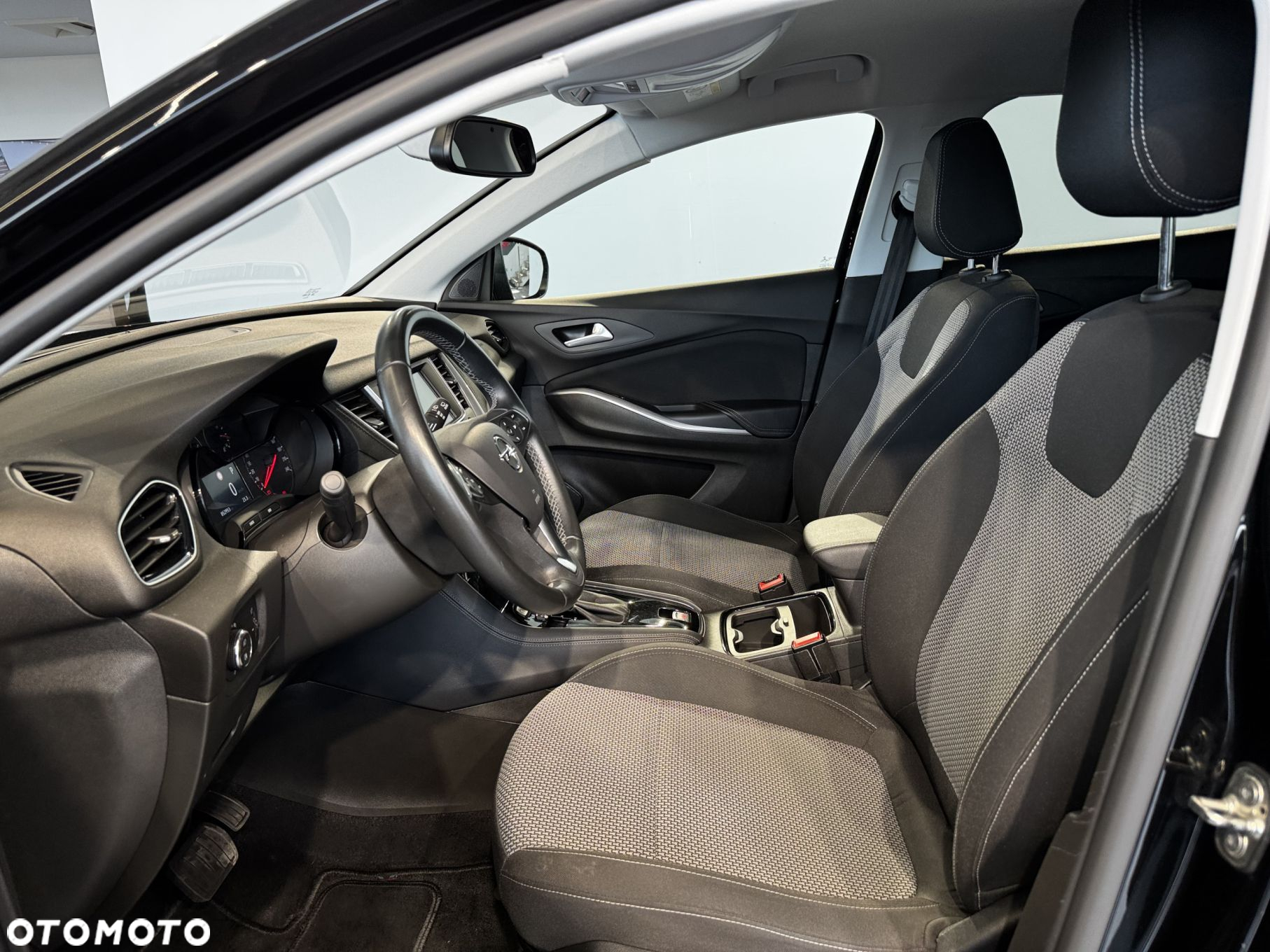 Opel Grandland X - 17