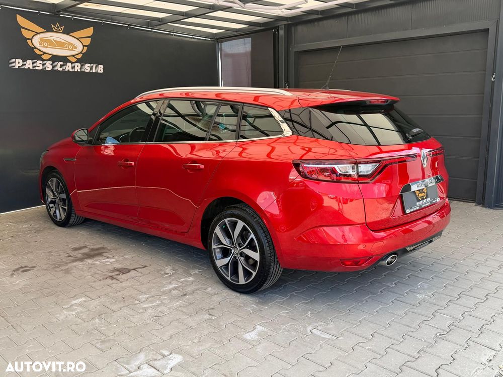 Renault Megane ENERGY dCi 110 EDC BOSE EDITION - 11