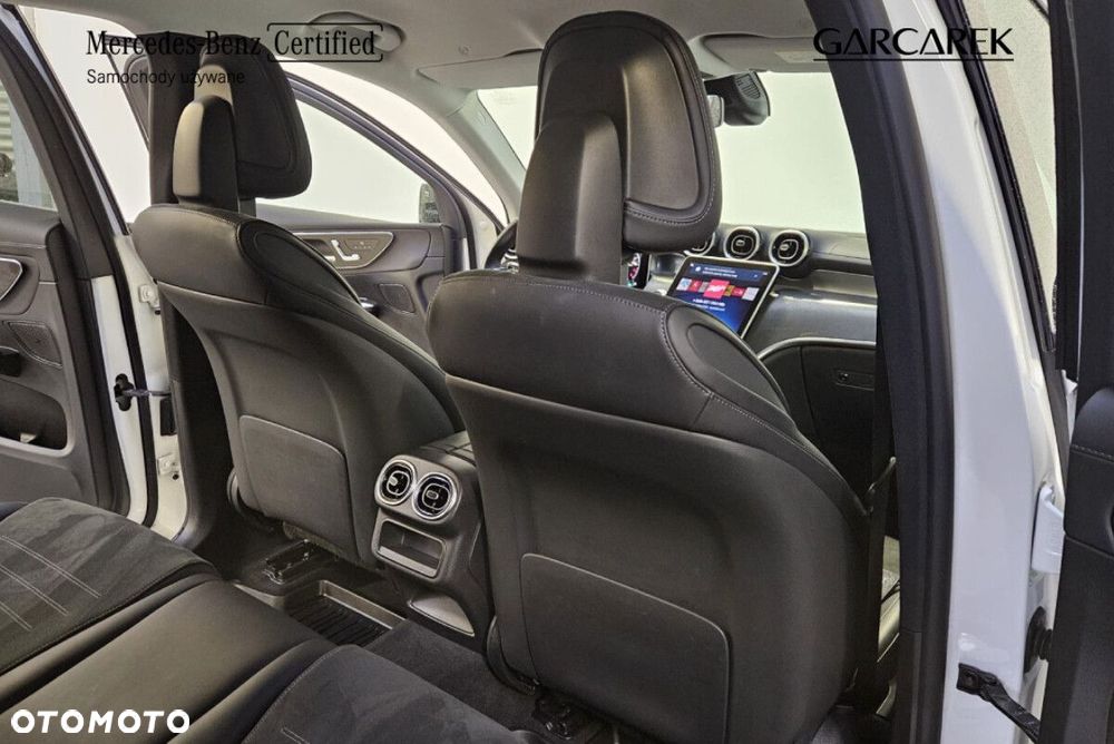 Mercedes-Benz GLC - 23