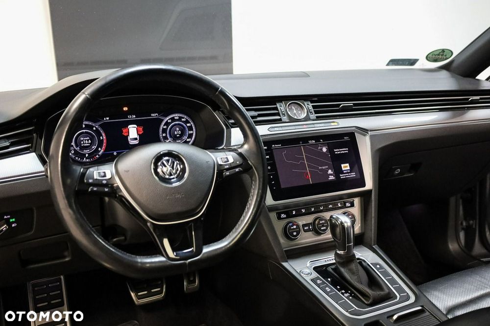 Volkswagen Passat - 15