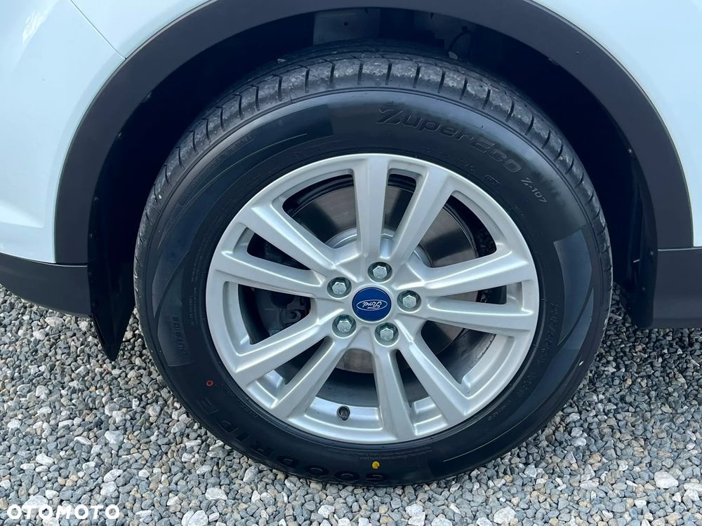 Ford Kuga 1.5 TDCi 2x4 Business Edition - 22