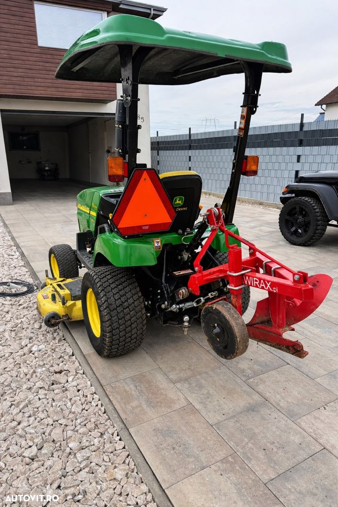 John Deere 2305 - 4