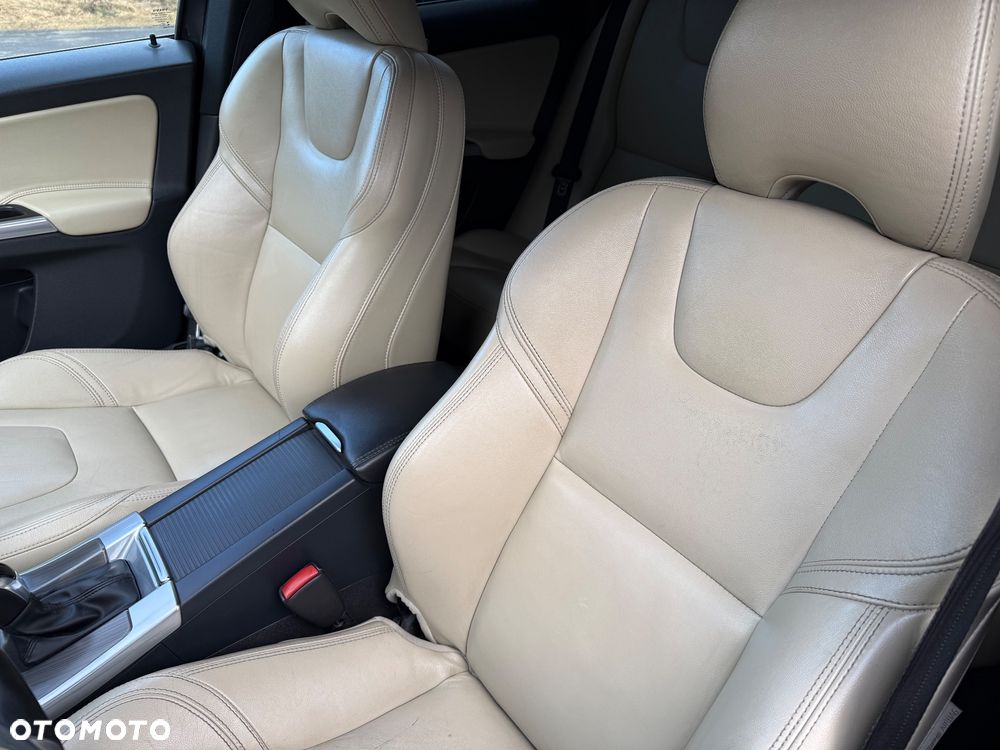 Volvo XC 60 D4 Drive-E Summum - 23