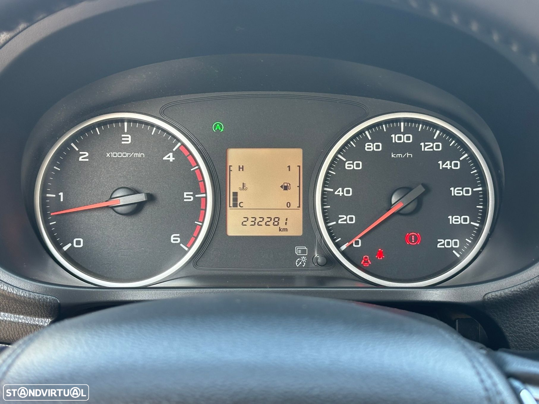 Mitsubishi L200 2.4 DI-D CD Invite 4WD - 6