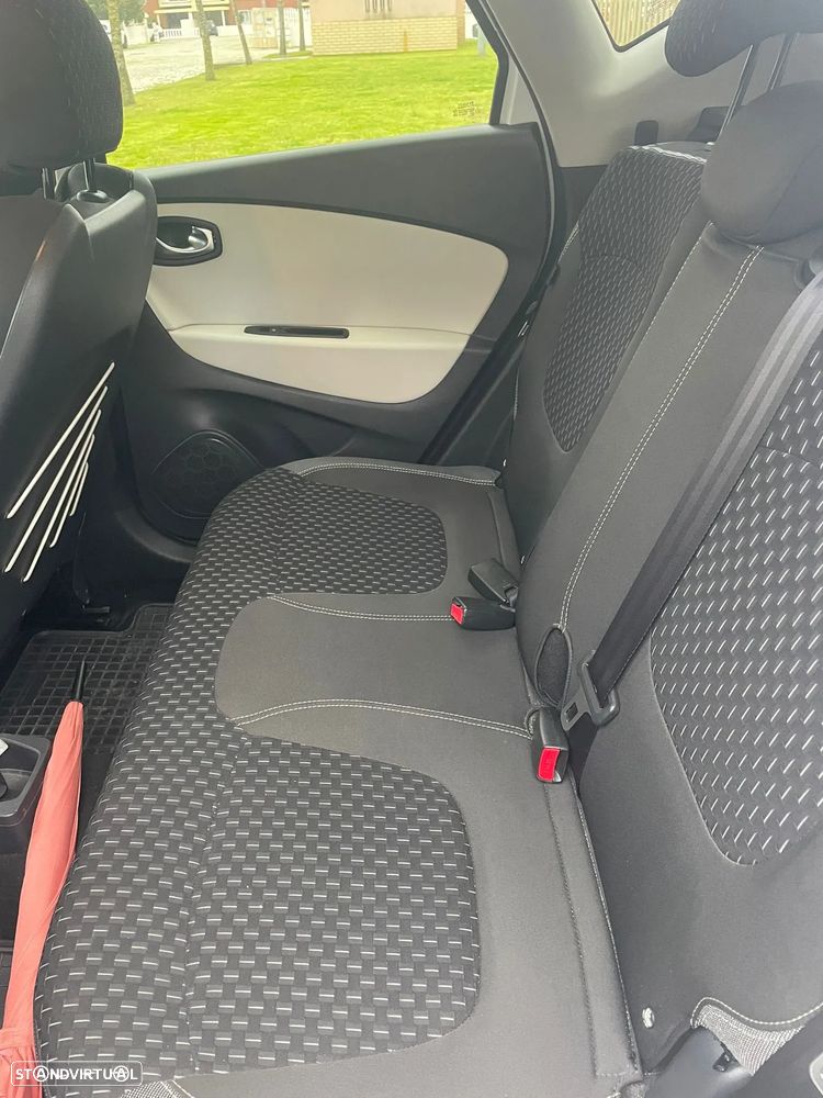 Renault Captur 0.9 TCE Exclusive - 6
