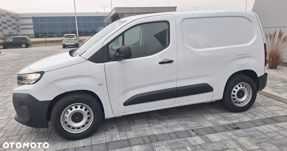 Peugeot Partner Furgon Standard 800kg EV 136 KM. zasięg 330 km (akumulator 50 kWh) - 10