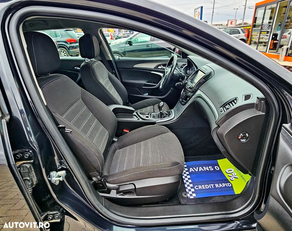Opel Insignia - 15
