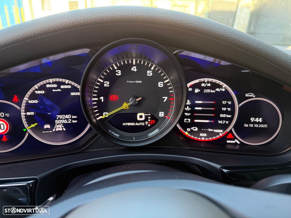 Porsche Panamera 4 E-Hybrid Executive - 35