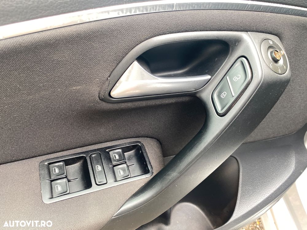 Volkswagen Polo - 13