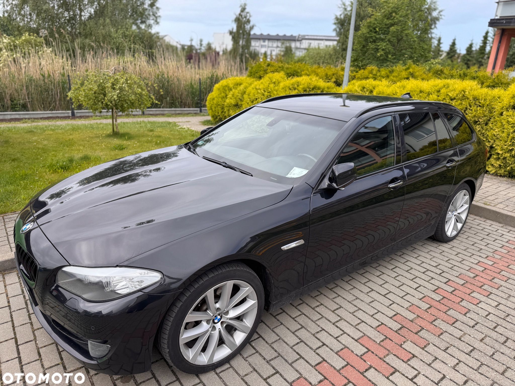 BMW Seria 5 520d Touring - 1