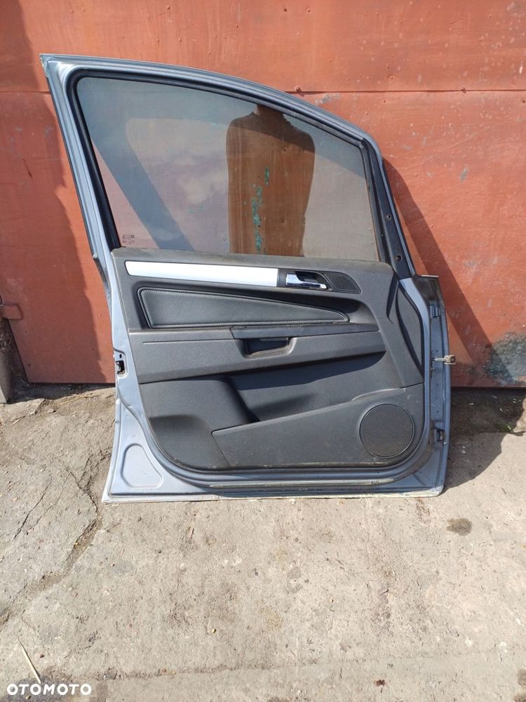 Drzwi lewy przod OPEL ZAFIRA B Z155 - 8