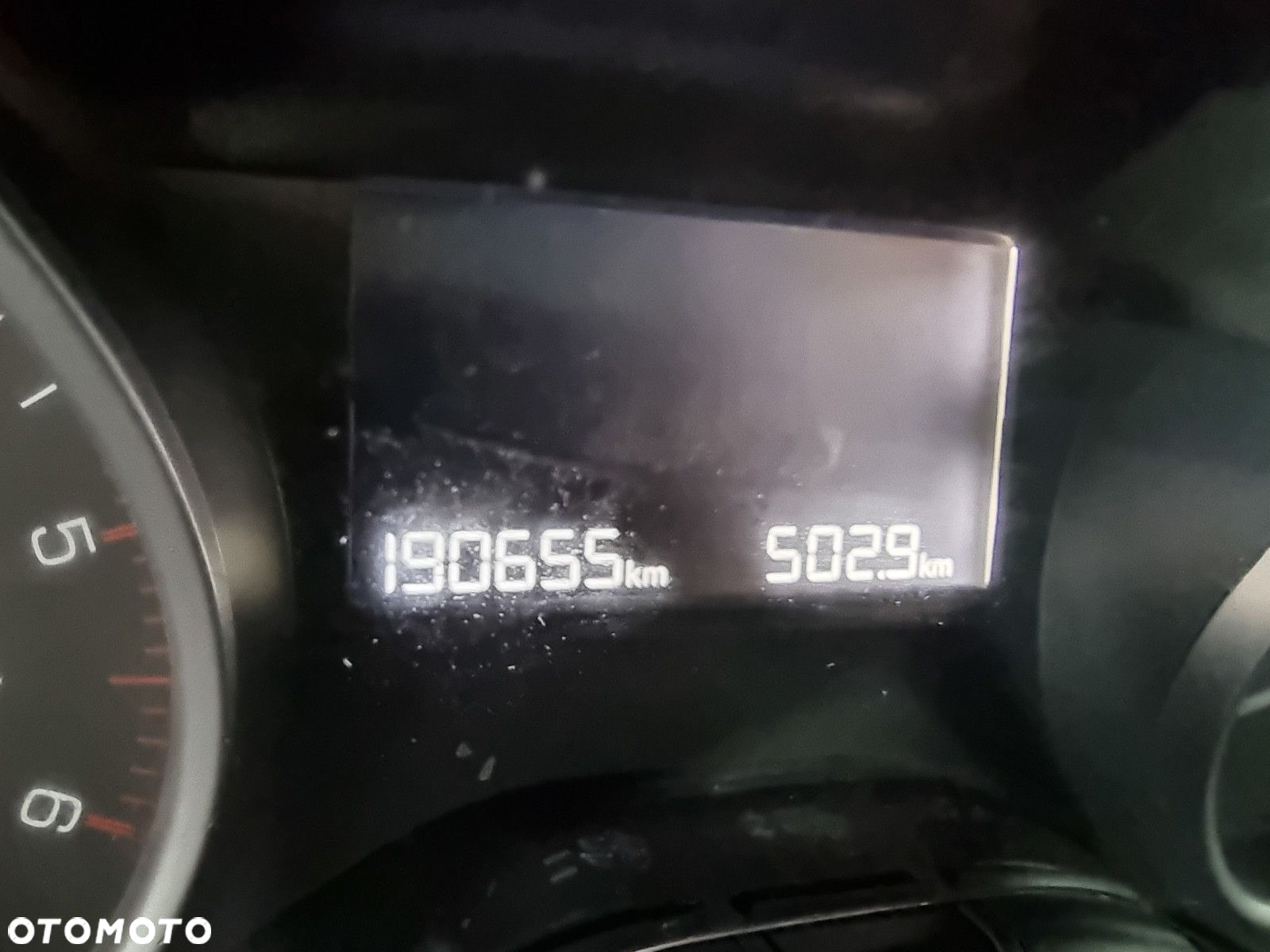 Peugeot 2008 - 12