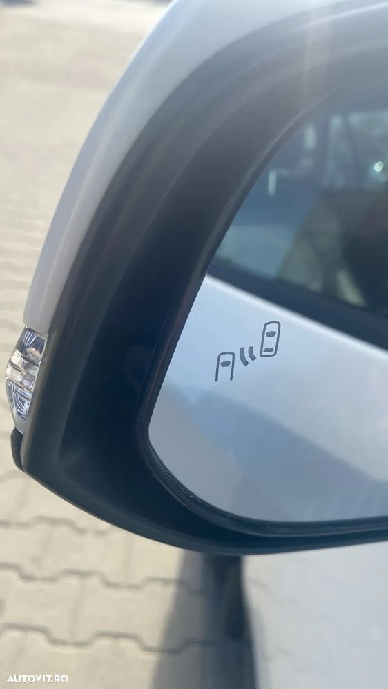 Toyota RAV4 2.5 VVT-iE 4x4 Luxury - 23