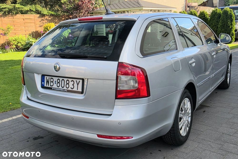 Skoda Octavia 1.6 TDI Family Plus - 4