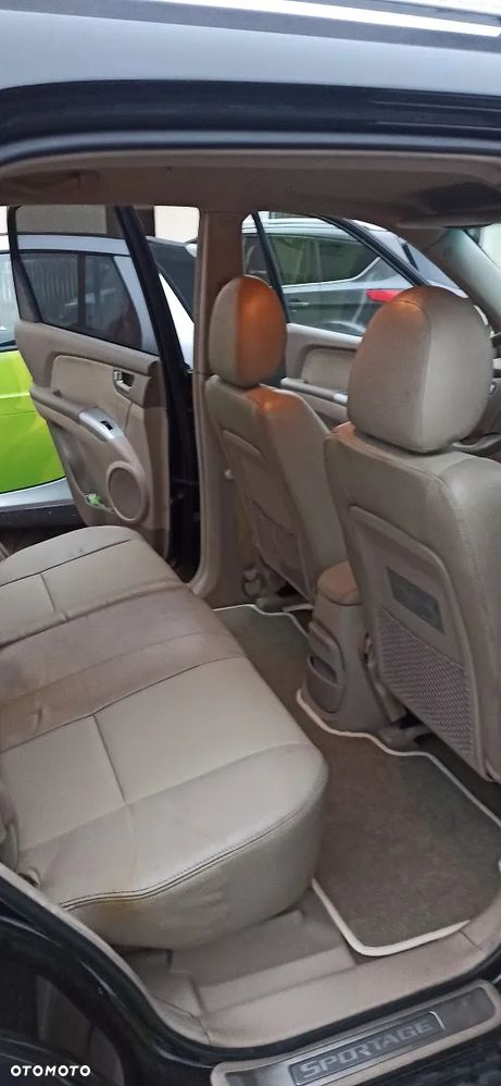 Kia Sportage 2.0 CRDI 4WD Cup - 10